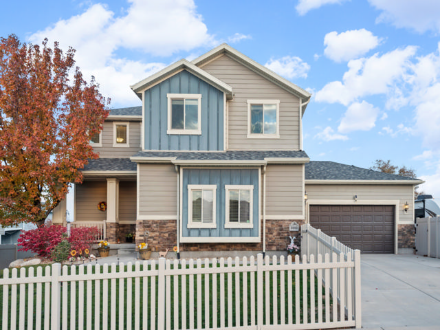  3 BR,  2.50 BTH &nbsp;2 story style home in West Valley City