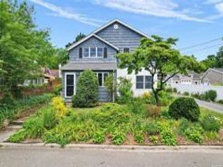 [Woodmere Real Estate, listing number 7089883]