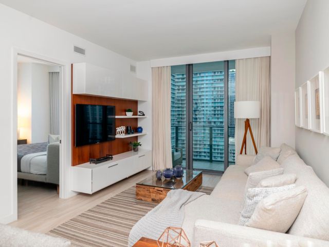  2 BR,  2.00 BTH &nbsp;Apartment style home in Miami