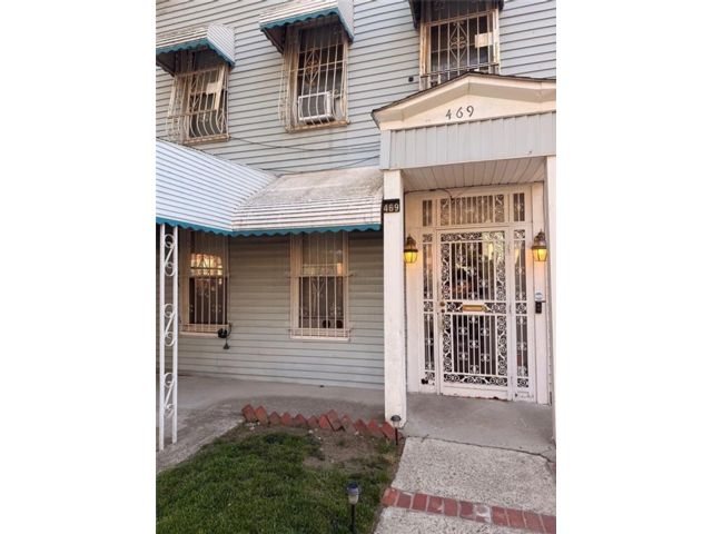  3 BR,  2.00 BTH &nbsp;Single family style home in East New York