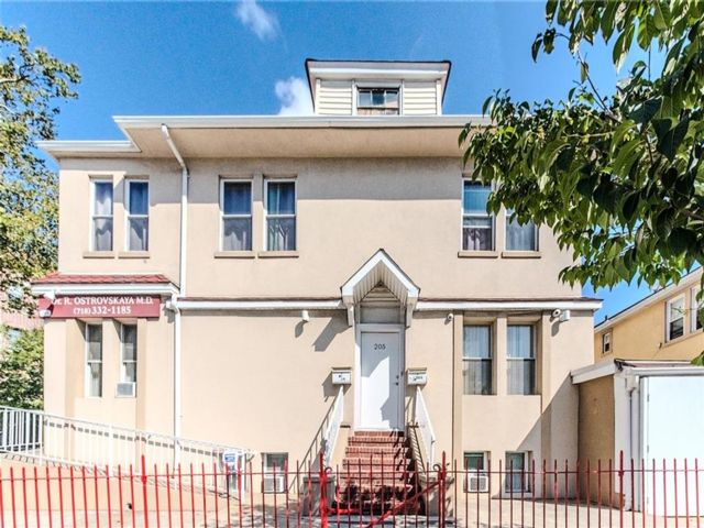 Commercial Property in Brighton Beach
