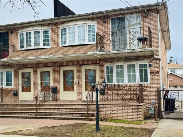 [Bellerose Real Estate, listing number 7128665]