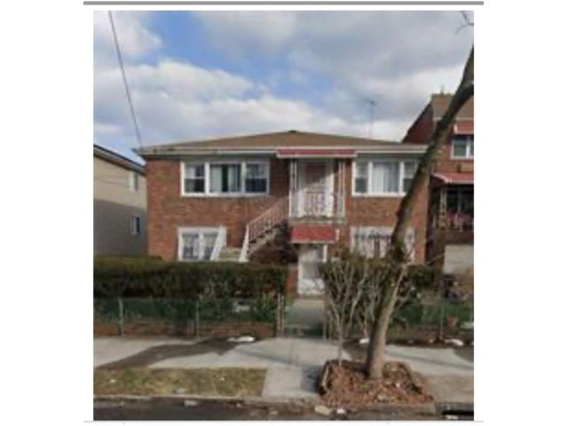 [Wakefield Real Estate, listing number 7129671]