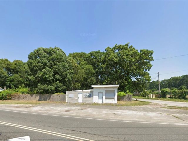 [Mastic Beach Real Estate, listing number 7140573]